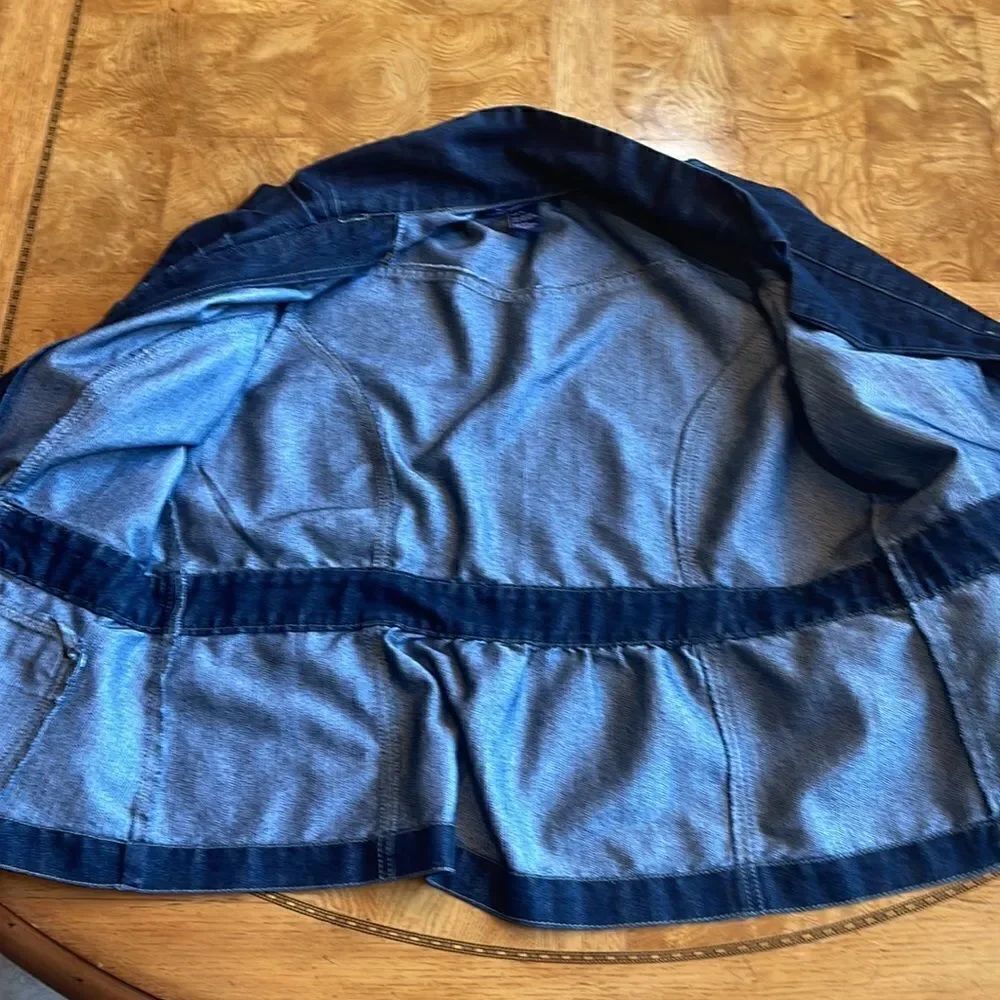 TAILORED SOFT Denim Jacket!! - Picture 5 of 13